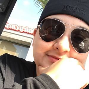 Meet your Posher, Alexia